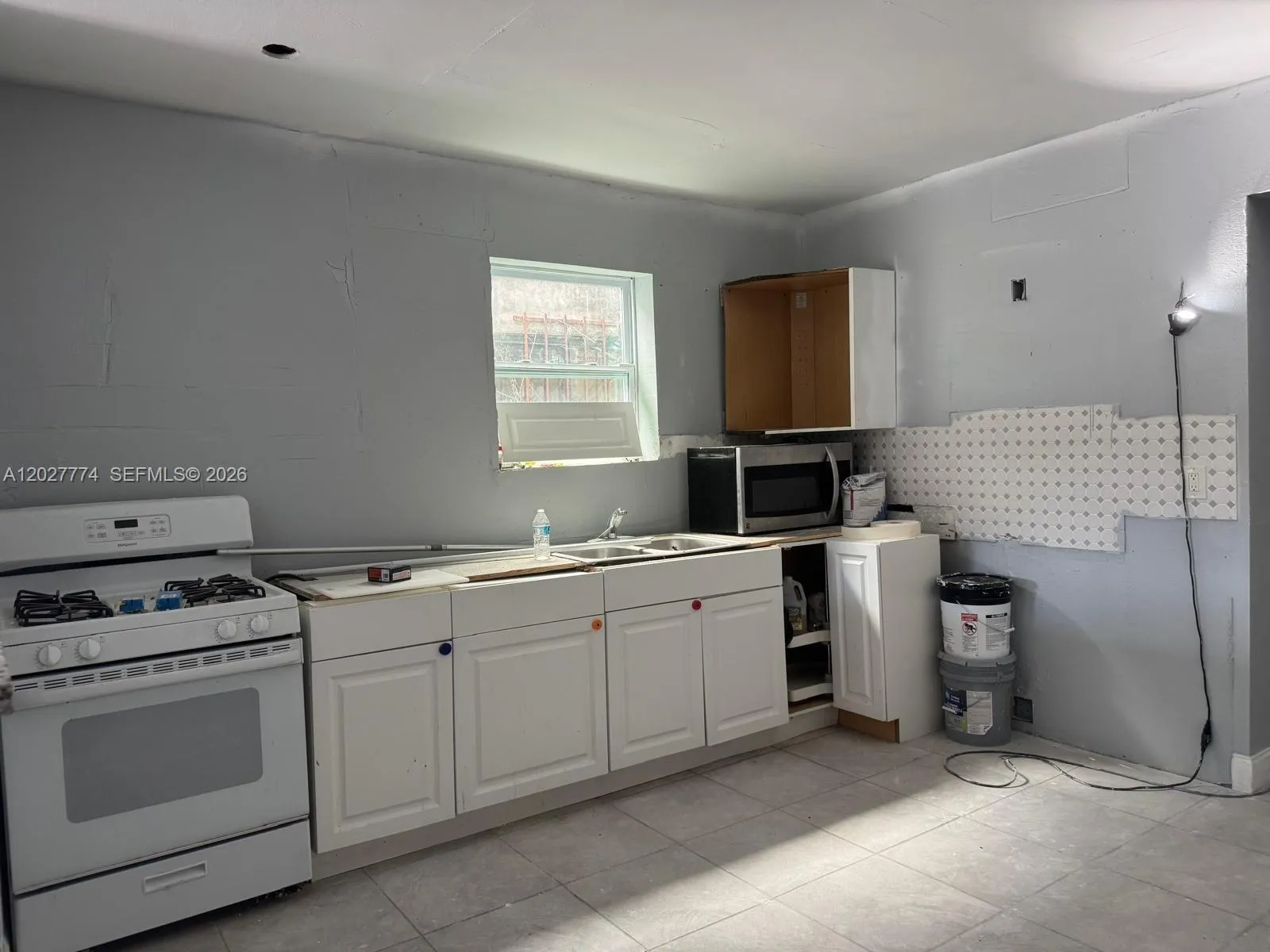 6930 NW 15th Ave, Miami FL 33147