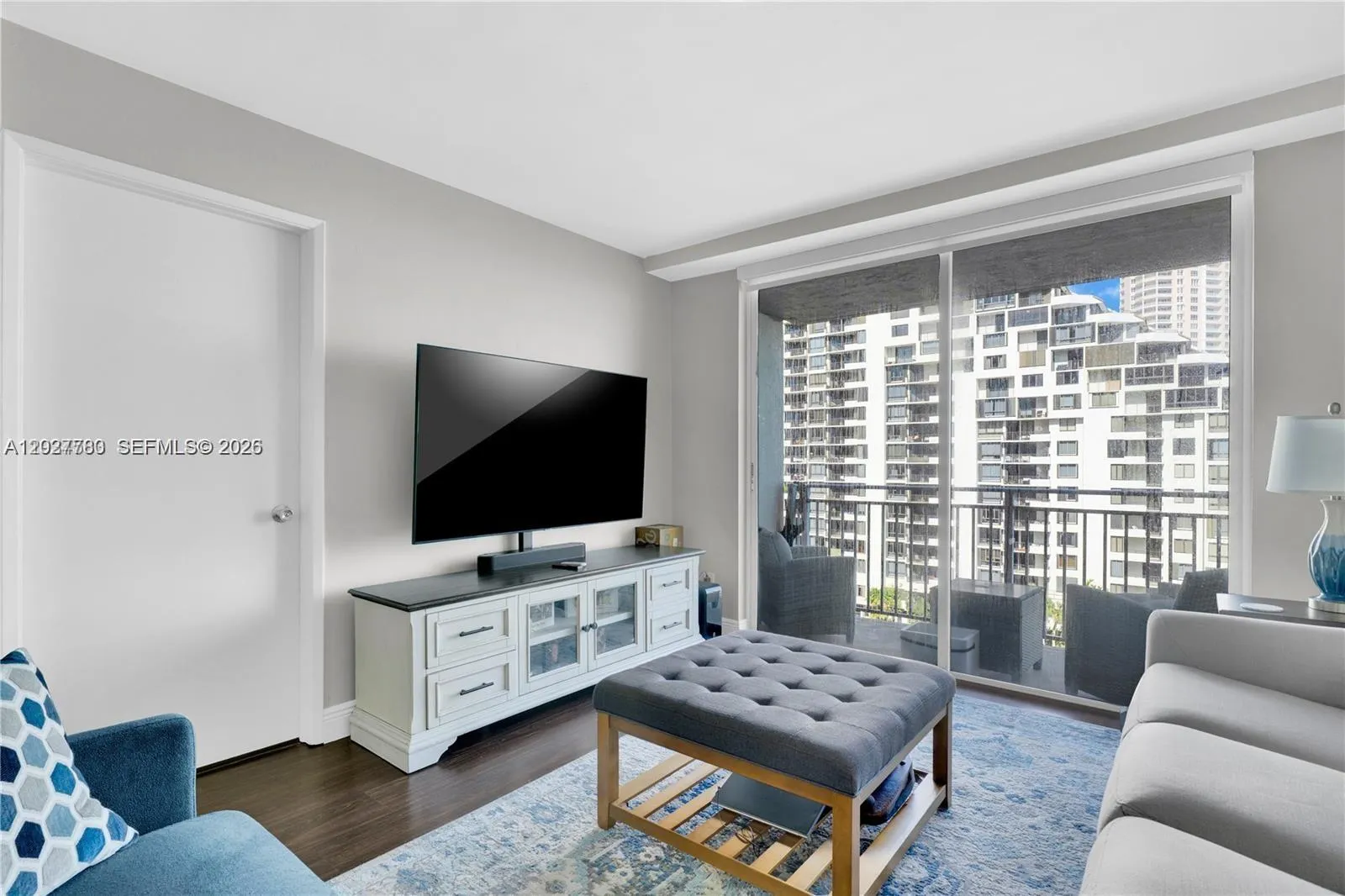 770 Claughton Island Dr # 1113, Miami FL 33131