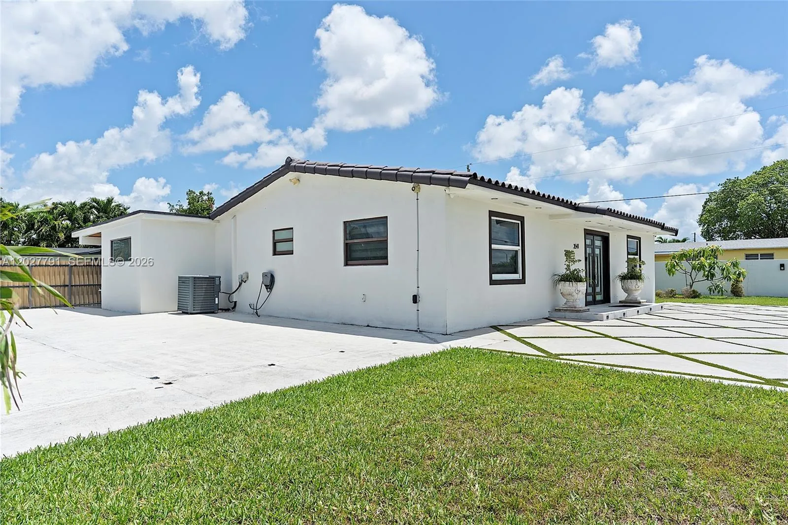 3541 SW 105 Ct, Miami FL 33165