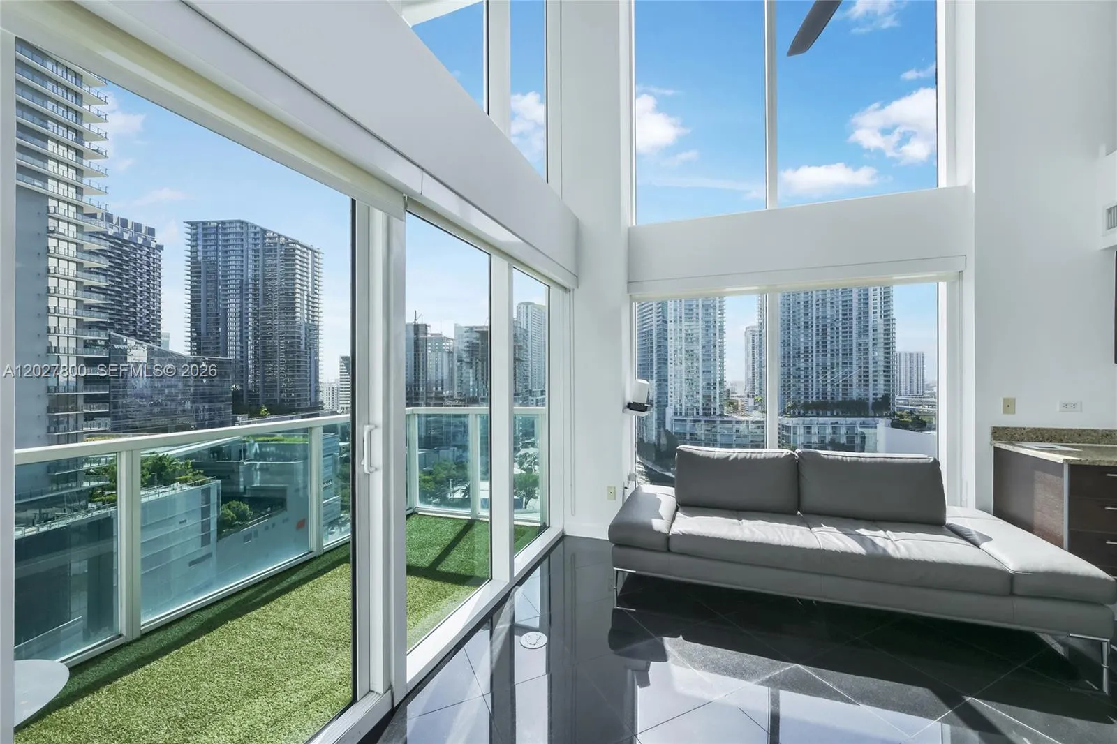 41 SE 5th St # 1116, Miami FL 33131