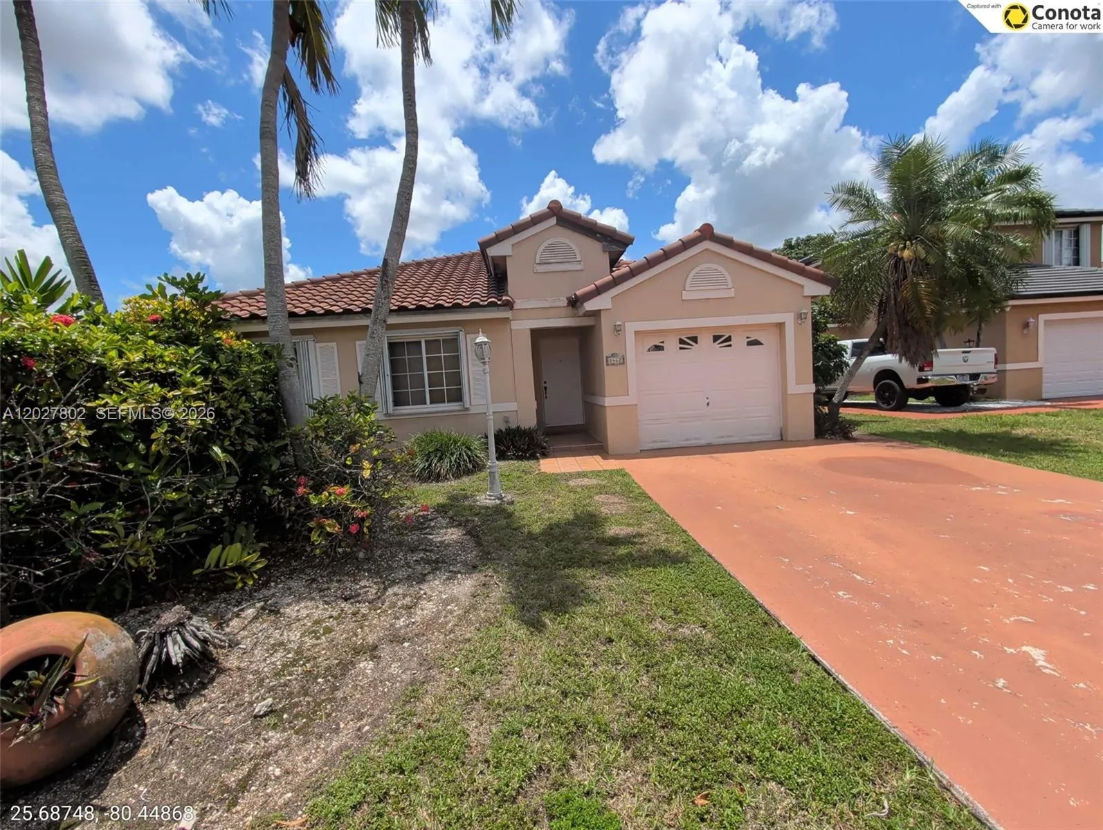 8462 SW 158th Ct, Miami FL 33193