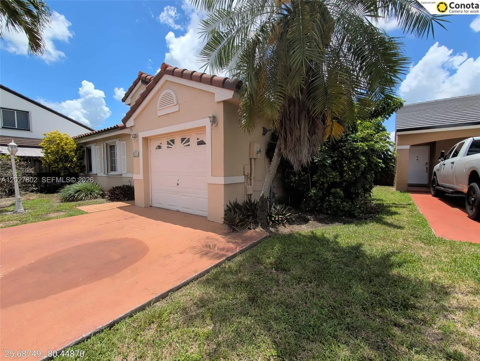 8462 SW 158th Ct, Miami FL 33193