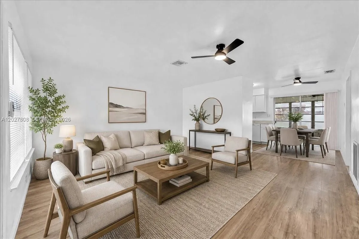 6531 Sherman St, Hollywood FL 33024