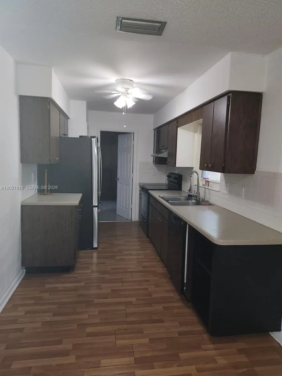 112 Kerr Cir # 0, Other City - In The State Of Florida FL 33936
