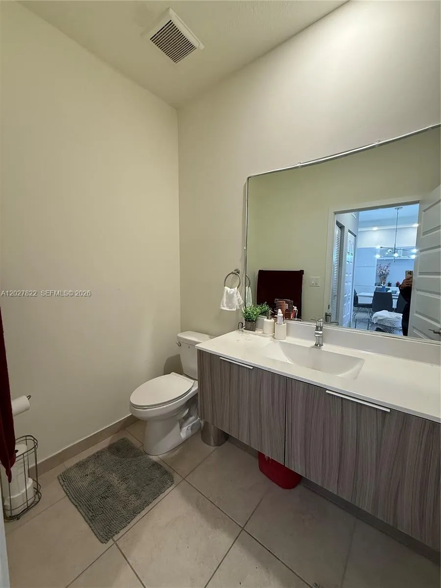 7815 NW 104th Ave # 32, Doral FL 33178