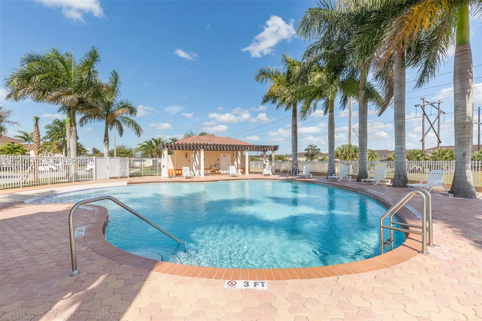 7488 NW 181st St # 7488, Hialeah FL 33015