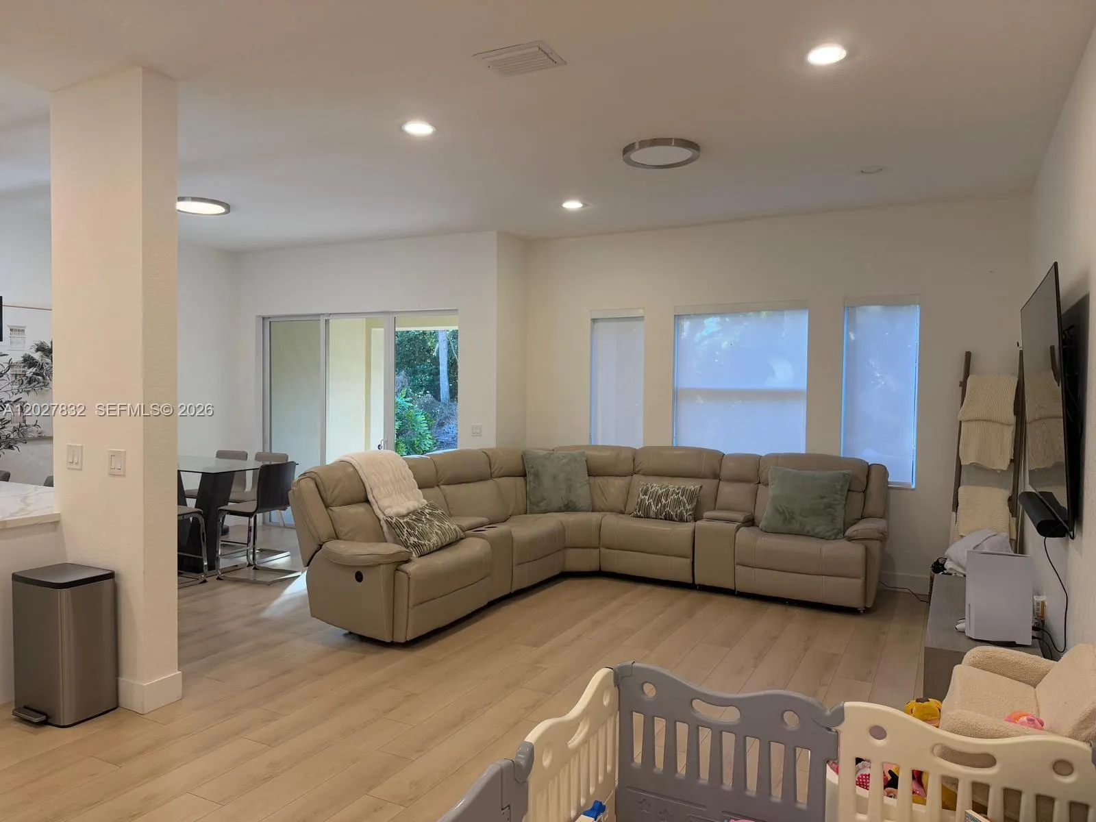 6024 NW 118th Dr, Coral Springs FL 33076