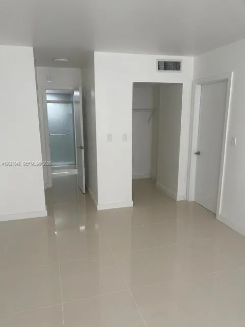 16465 NE 22nd Ave # 110, North Miami Beach FL 33160