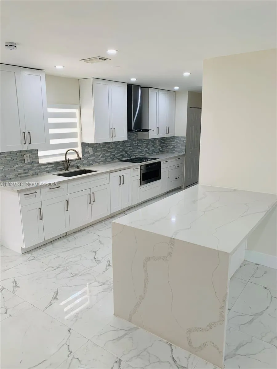 17010 NW 53rd Ave, Miami Gardens FL 33055