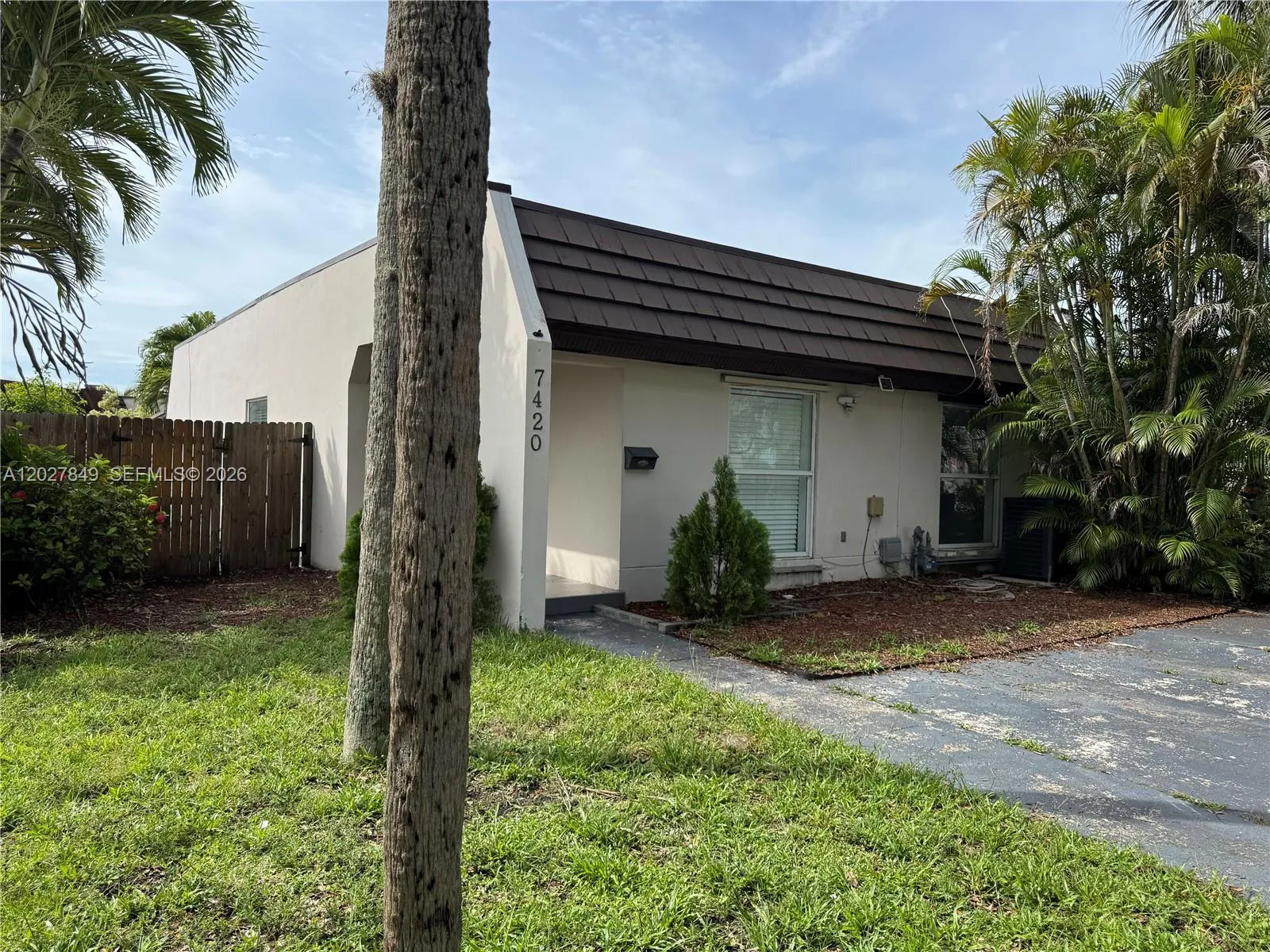 7420 Big Cypress Dr, Miami Lakes FL 33014
