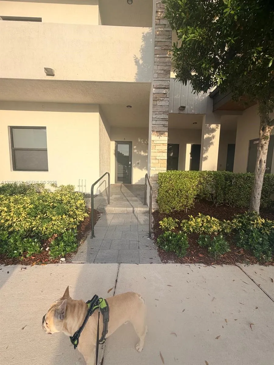 8005 NW 104th Ave # 3, Doral FL 33178