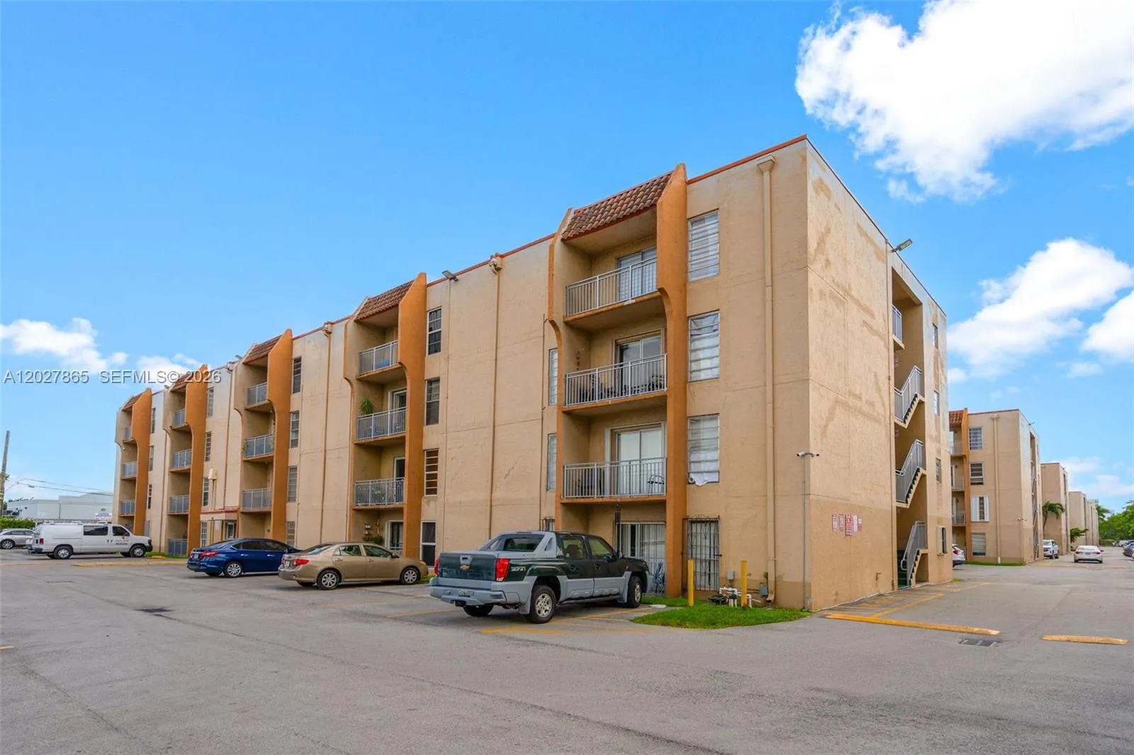 4713 NW 7th St # 1, Miami FL 33126