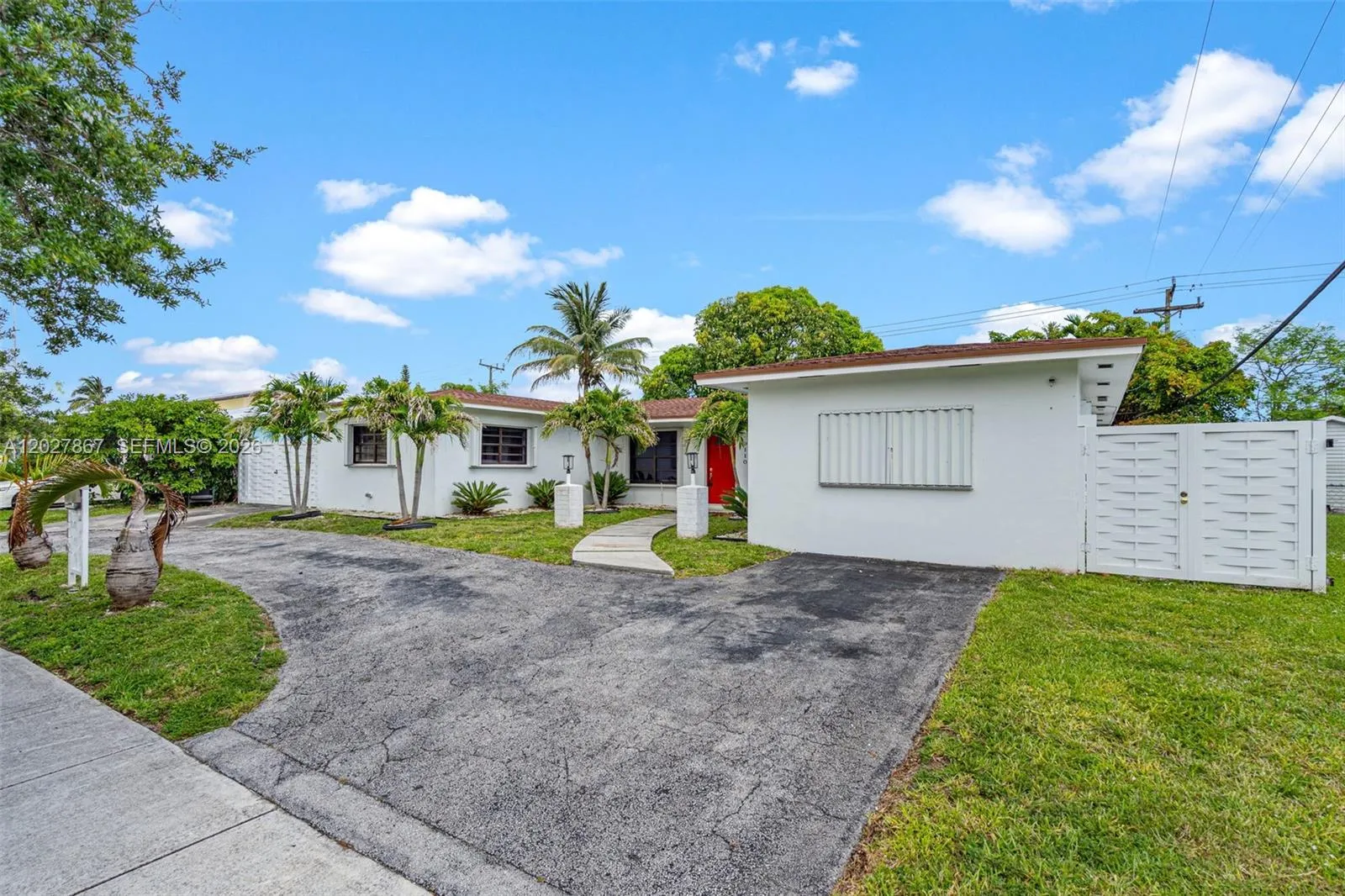 9110 Caribbean Blvd, Cutler Bay FL 33157