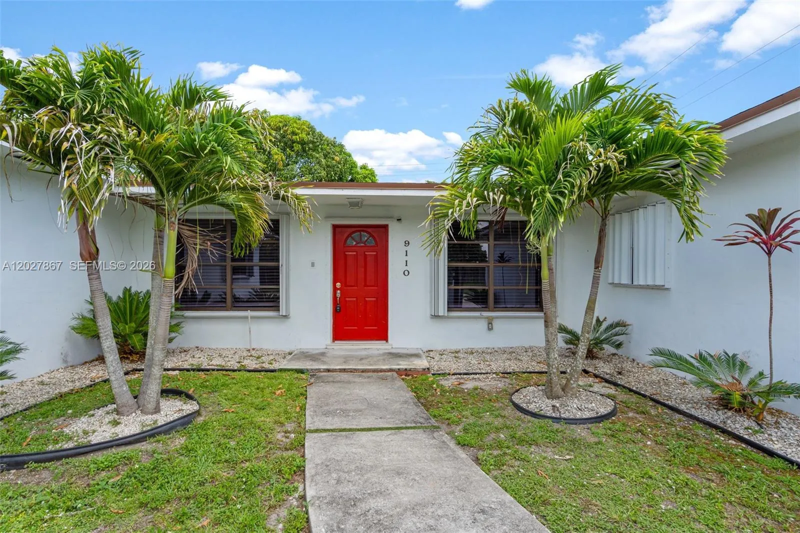 9110 Caribbean Blvd, Cutler Bay FL 33157
