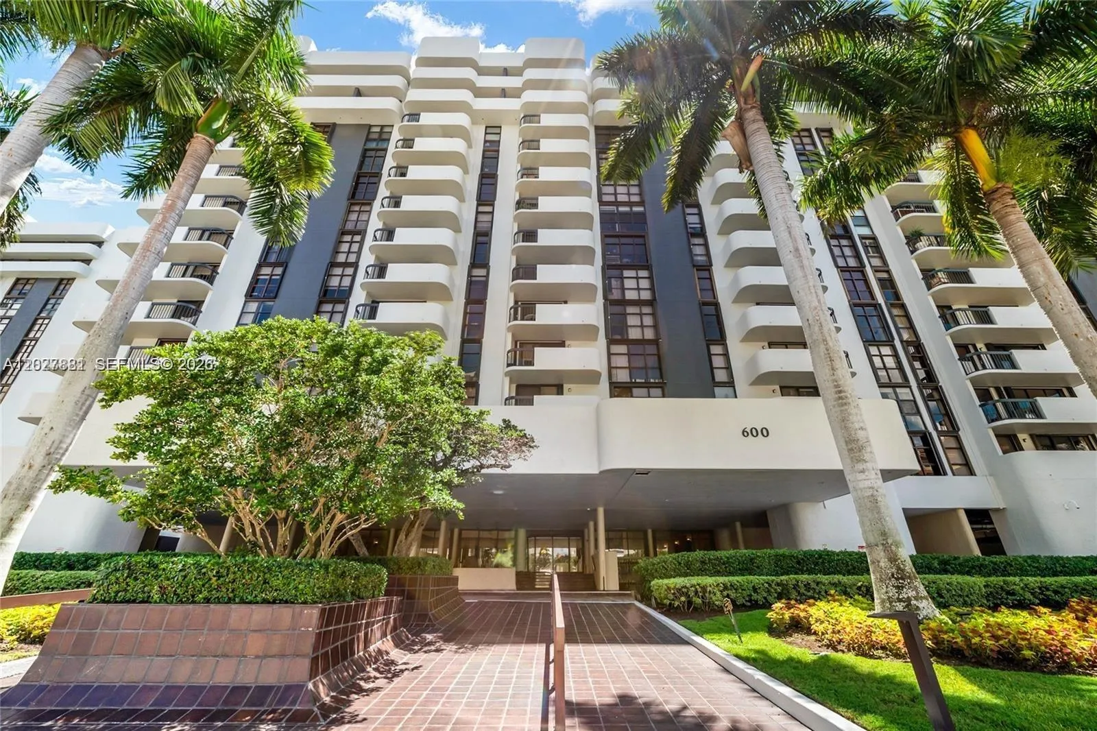 600 Biltmore Way # 1210, Coral Gables FL 33134