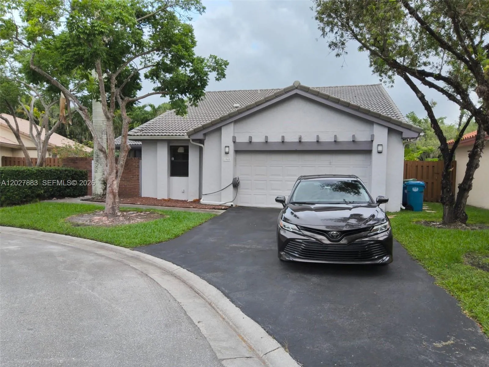 1960 Sacramento # 1960, Weston FL 33326