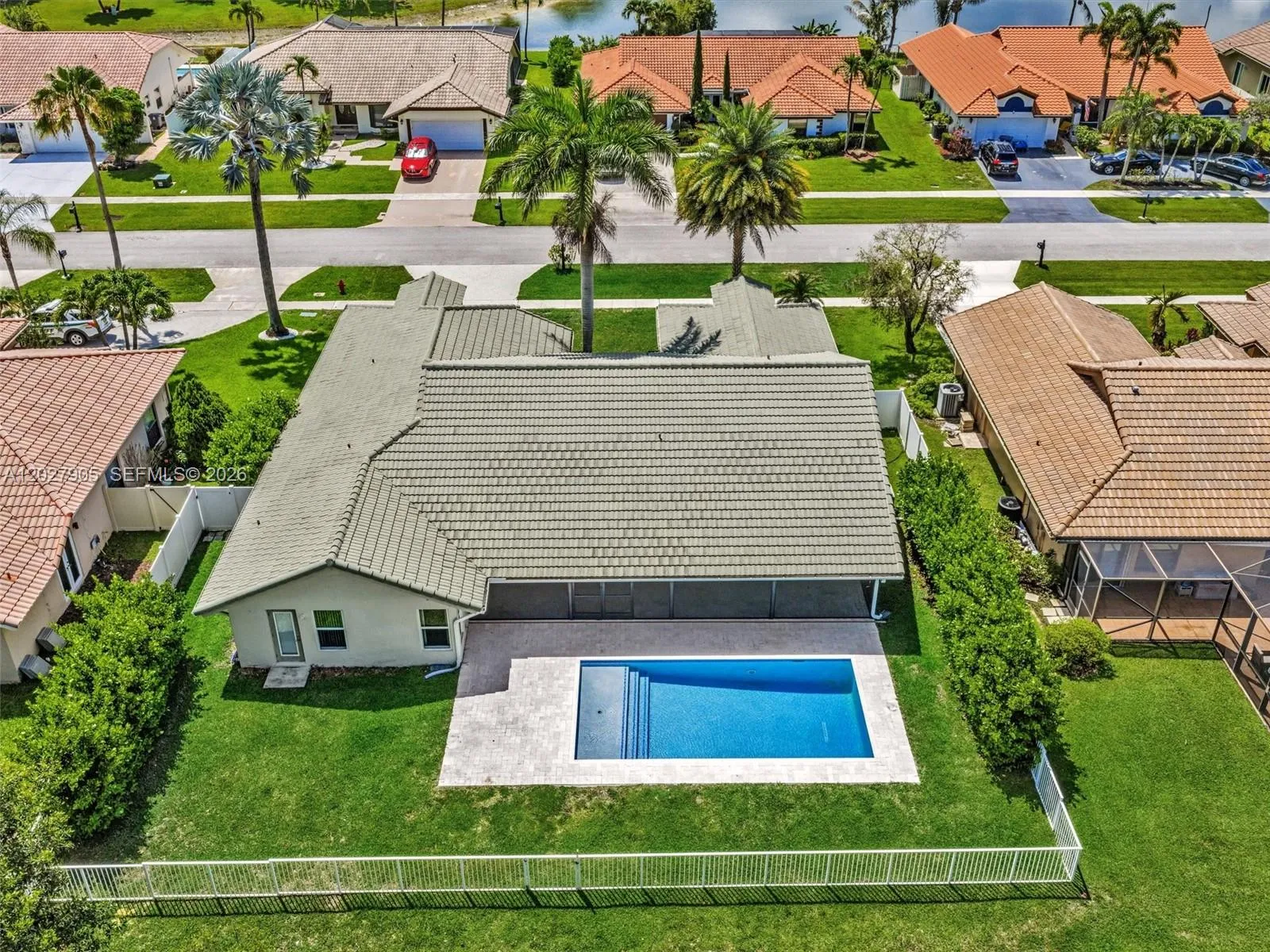 11690 Island Lakes Ln, Boca Raton FL 33498