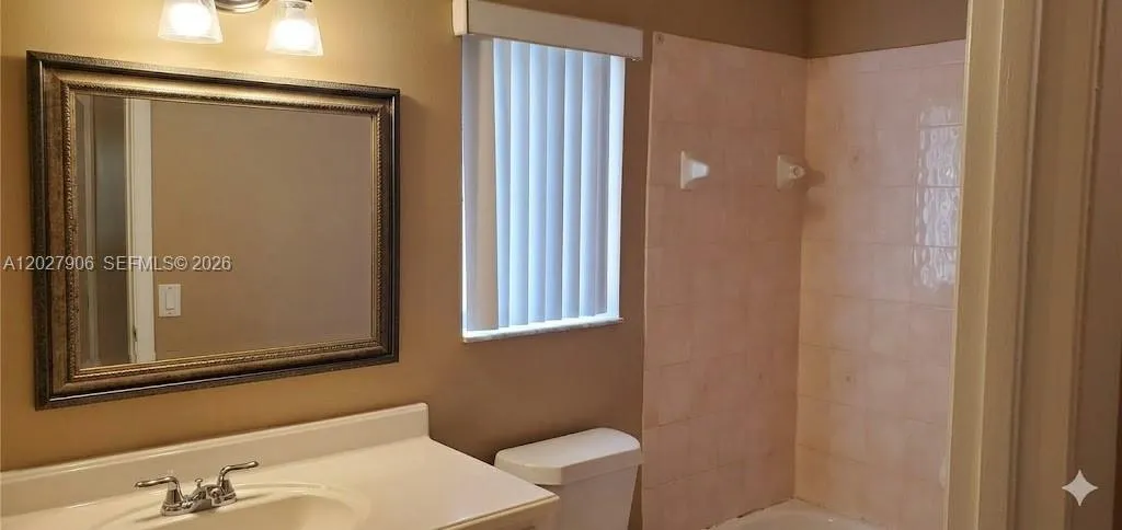 1455 Mira Vista Cir, Weston FL 33327