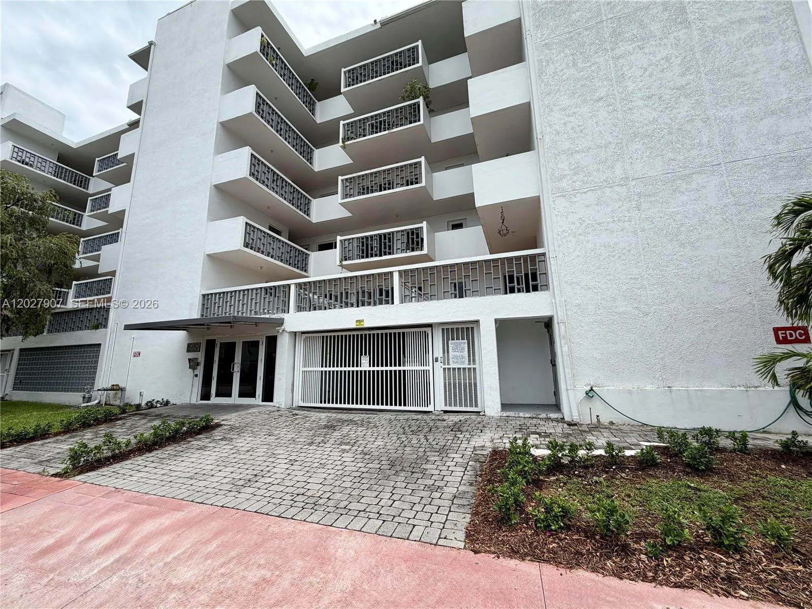 1030 9th St # 204, Miami Beach FL 33139