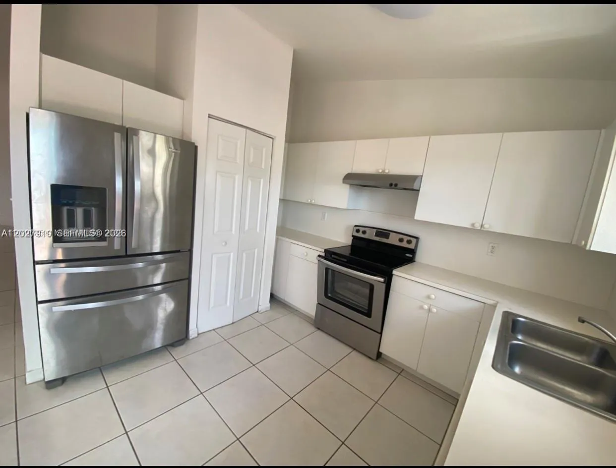 5841 SW 162nd Ct # 5841, Miami FL 33193