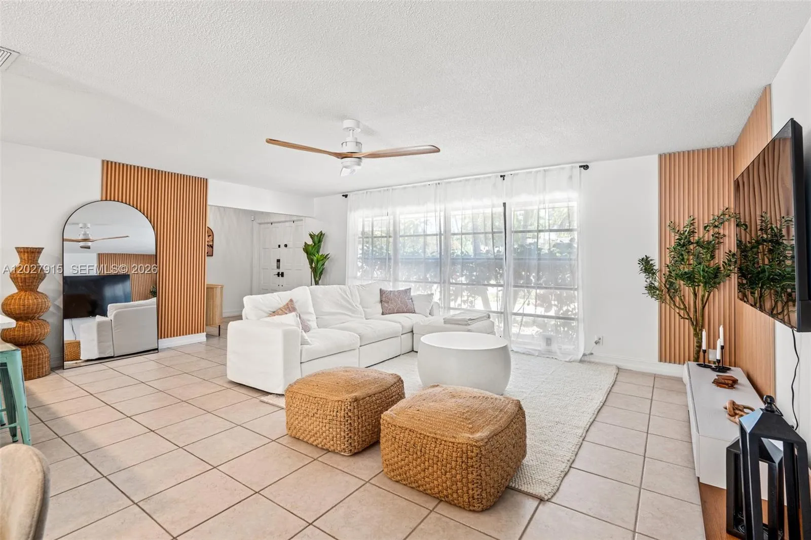 8101 W Lake Dr, Lake Clarke Shores FL 33406