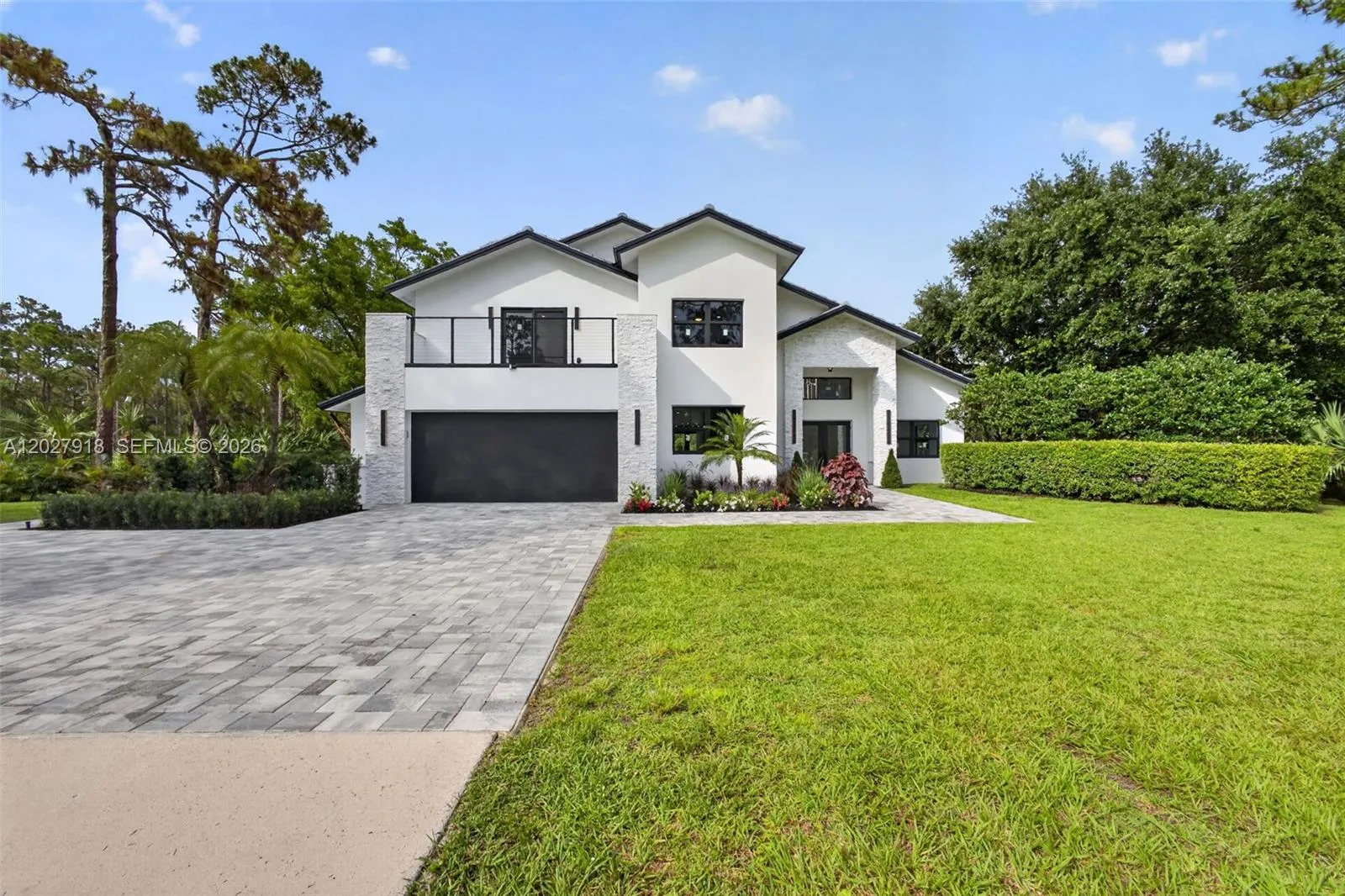 12725 Mallard Creek Dr, Palm Beach Gardens FL 33418