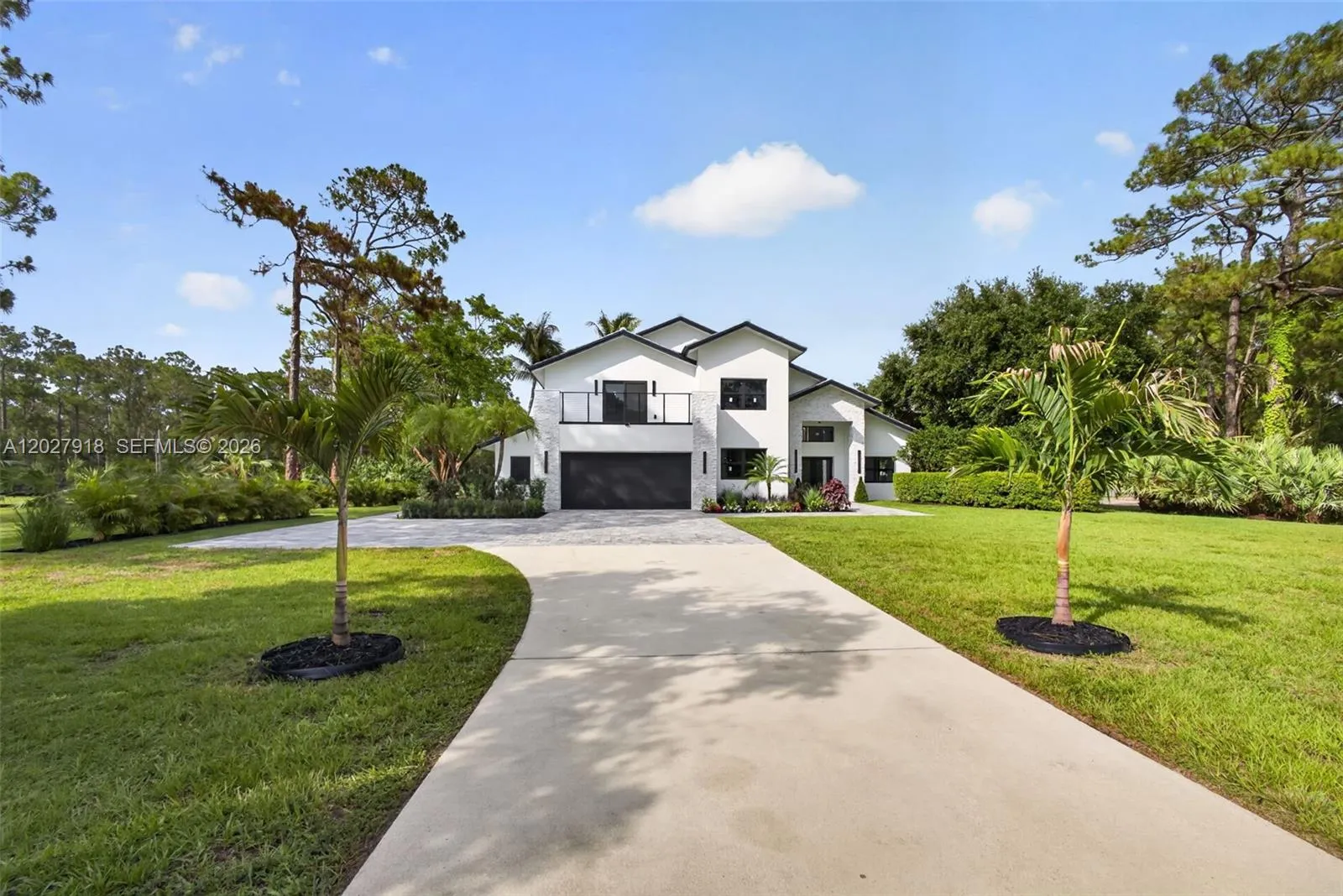 12725 Mallard Creek Dr, Palm Beach Gardens FL 33418