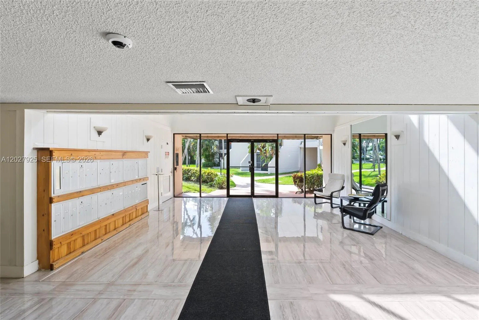301 Racquet Club Rd # 103, Weston FL 33326