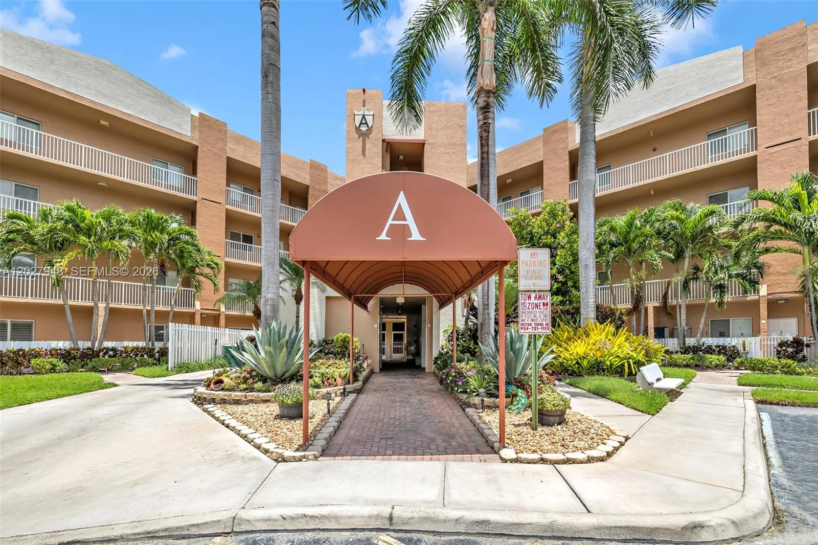 7715 Yardley Dr # 106, Tamarac FL 33321