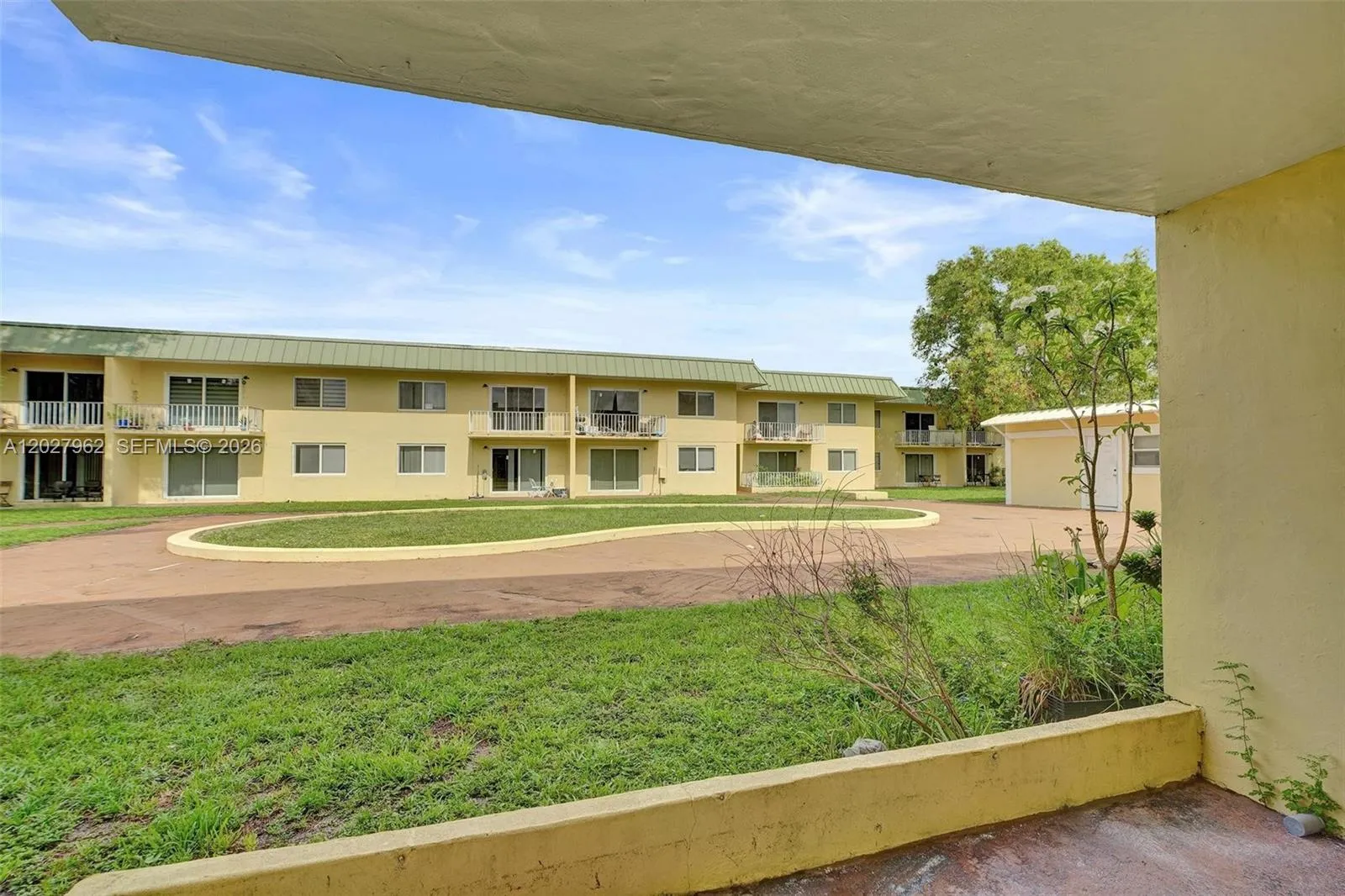 505 NW 177th St # 112, Miami Gardens FL 33169