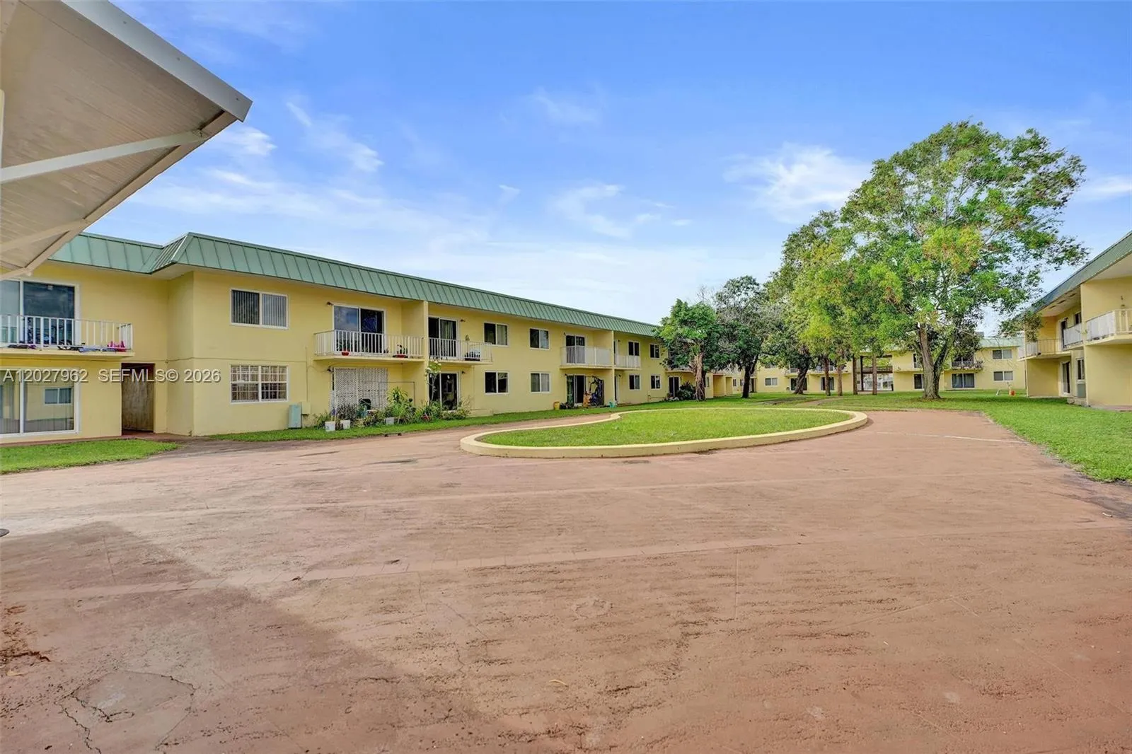505 NW 177th St # 112, Miami Gardens FL 33169