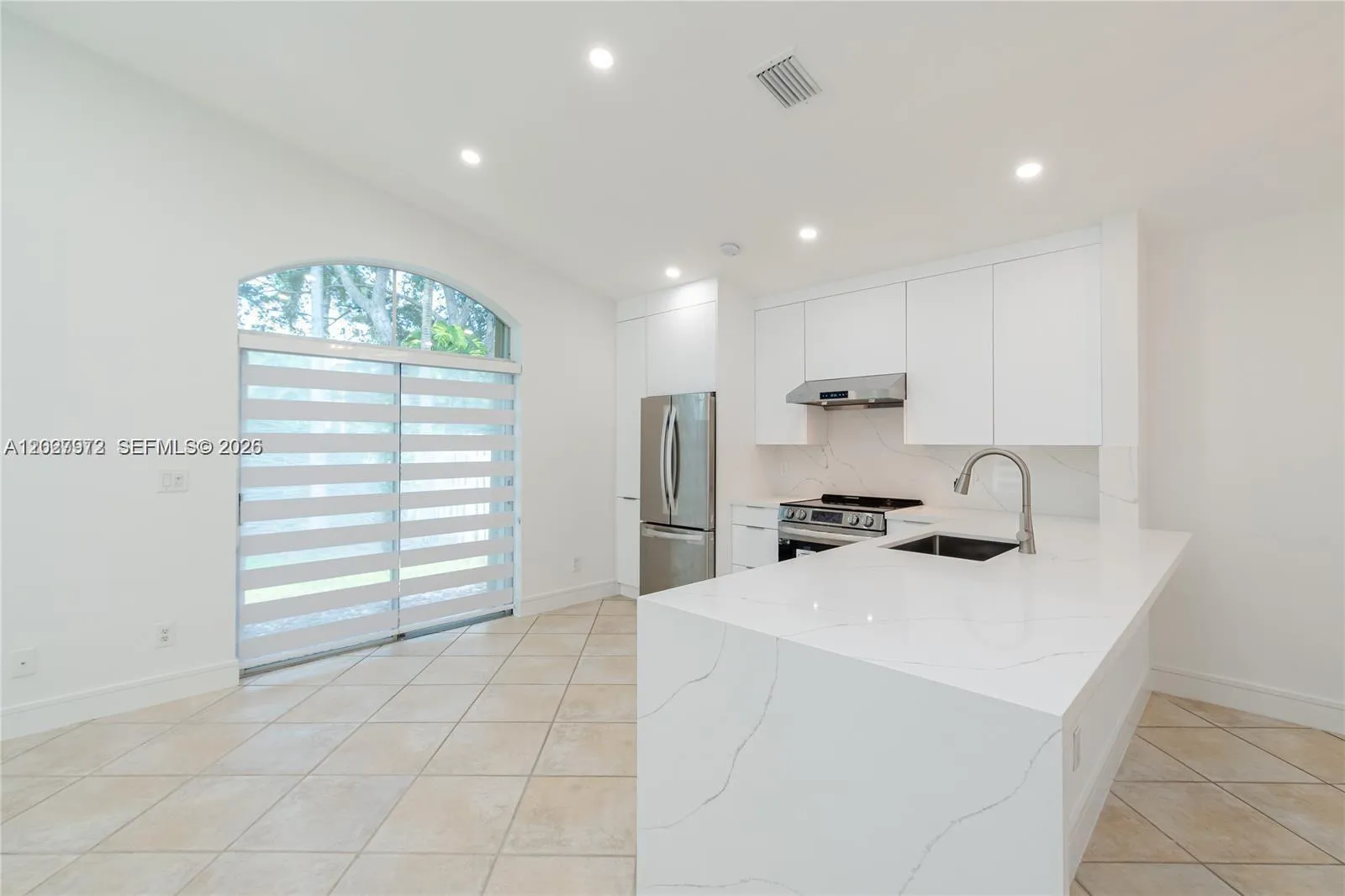 812 Garnet Cir # 812, Weston FL 33326