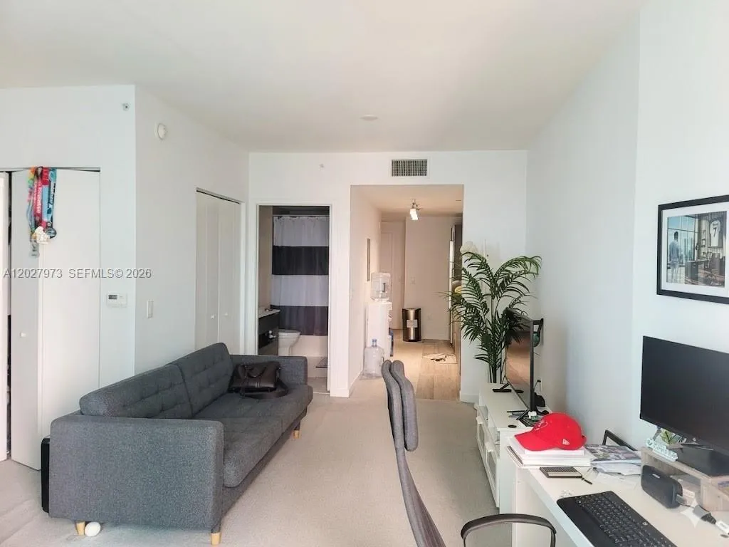 1100 S Miami Ave # 2305, Miami FL 33130