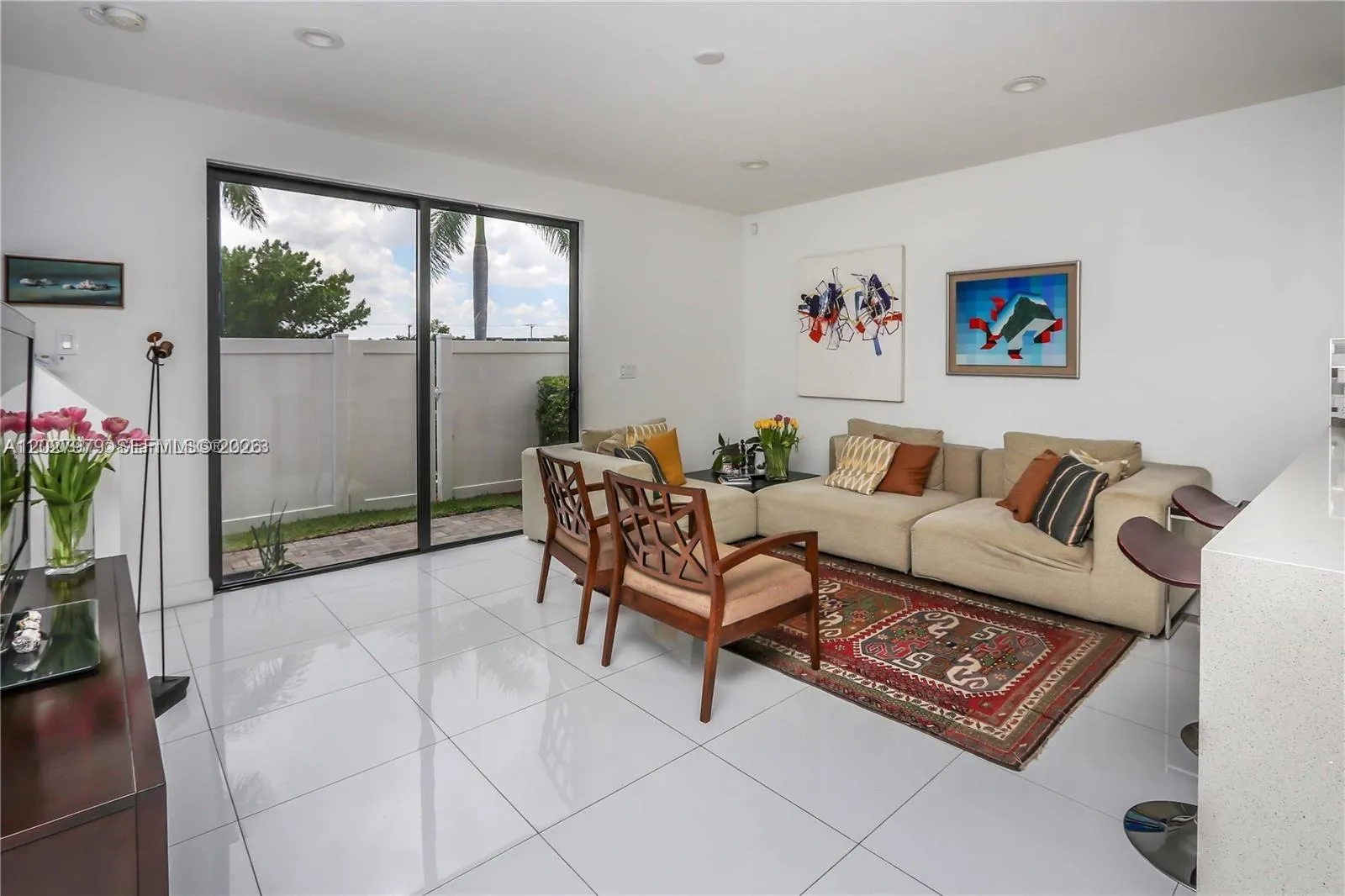 476 NE 194th Ter, Miami FL 33179