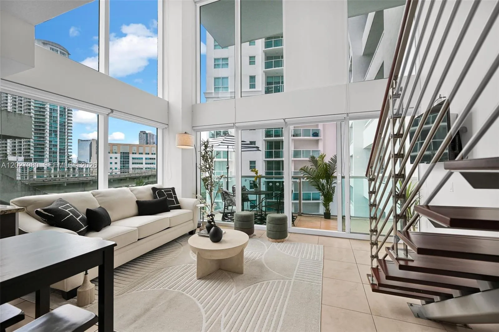 41 SE 5th St # 517, Miami FL 33131