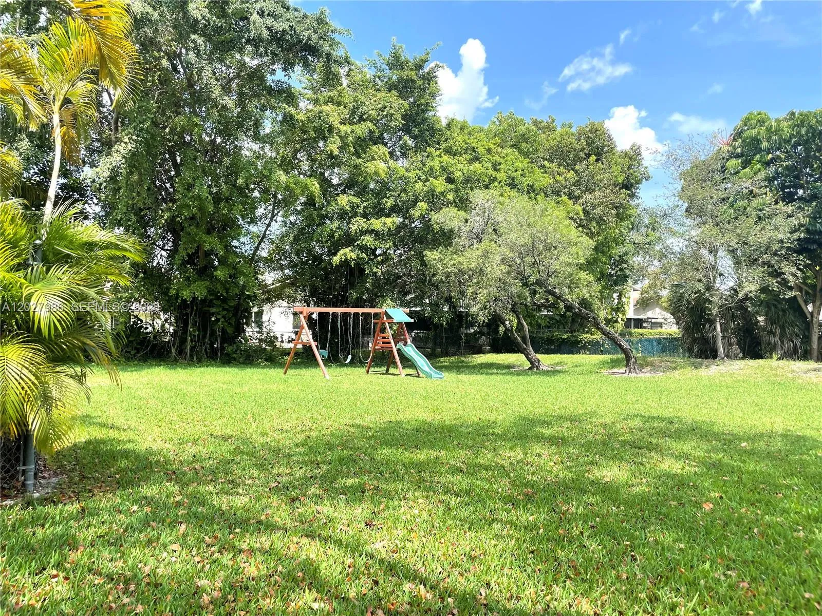 7175 Nova Dr # 107, Davie FL 33317