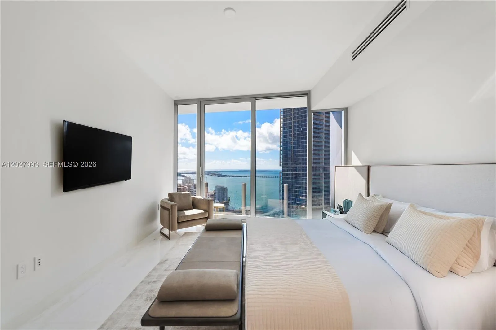 2 bedroom 3 bath for sale at 300 Biscayne Boulevard Way # 3905W, Miami FL 33131
