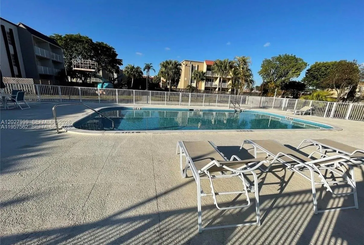 4800 NW 79th Ave # 208, Doral FL 33166