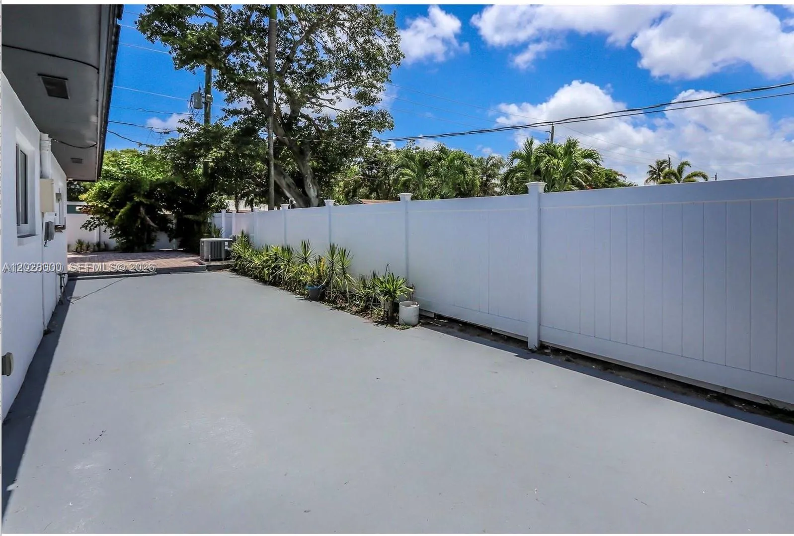 1110 S 14th Ave, Hollywood FL 33020