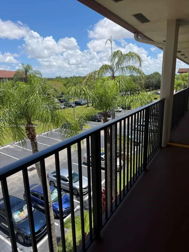 1600 SW 127th Way # 401C, Pembroke Pines FL 33027