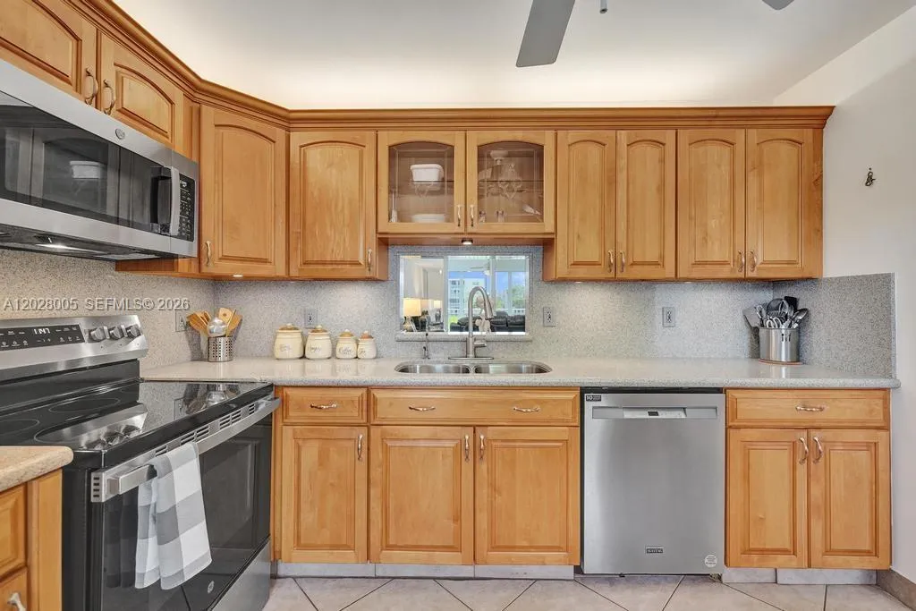 1025 SE 2nd Ave # 208, Dania Beach FL 33004