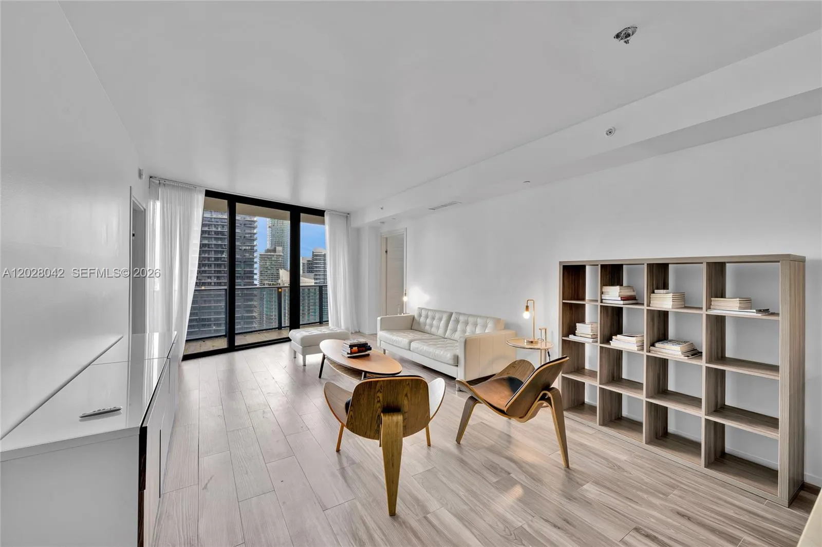 801 S Miami Ave # 4602, Miami FL 33130