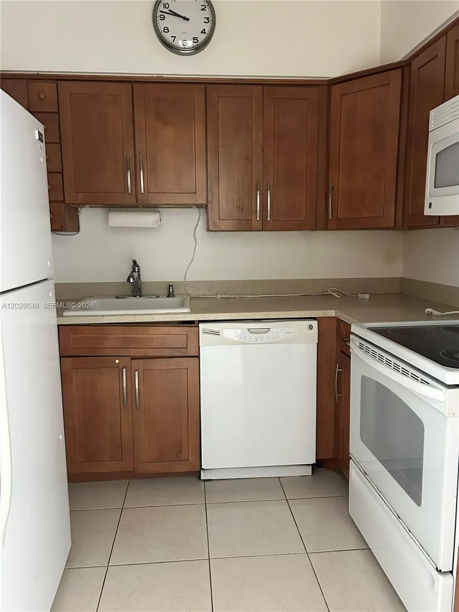 7441 Wayne Ave # 14D, Miami Beach FL 33141