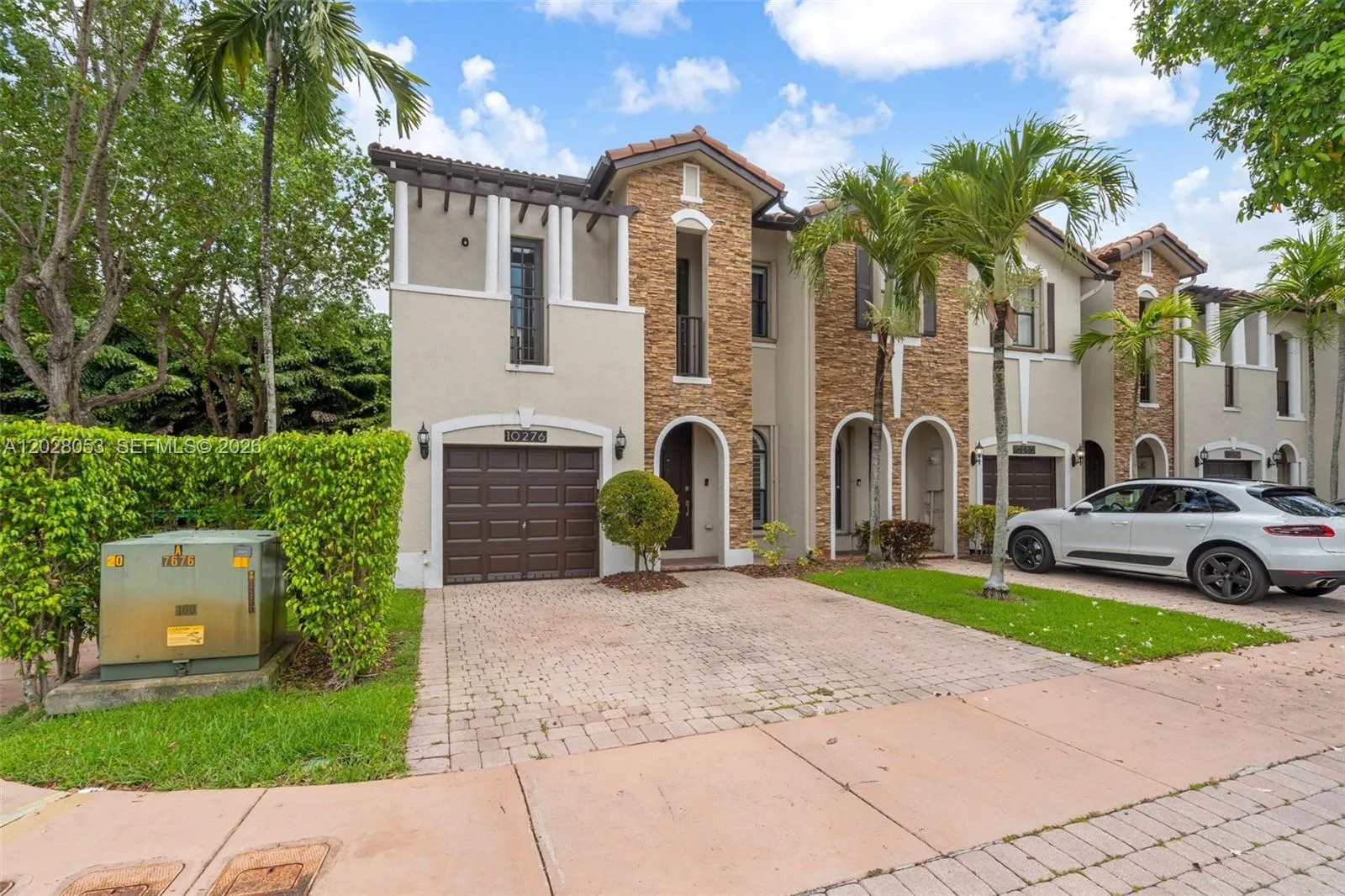 10276 NW 30th Ter, Doral FL 33172