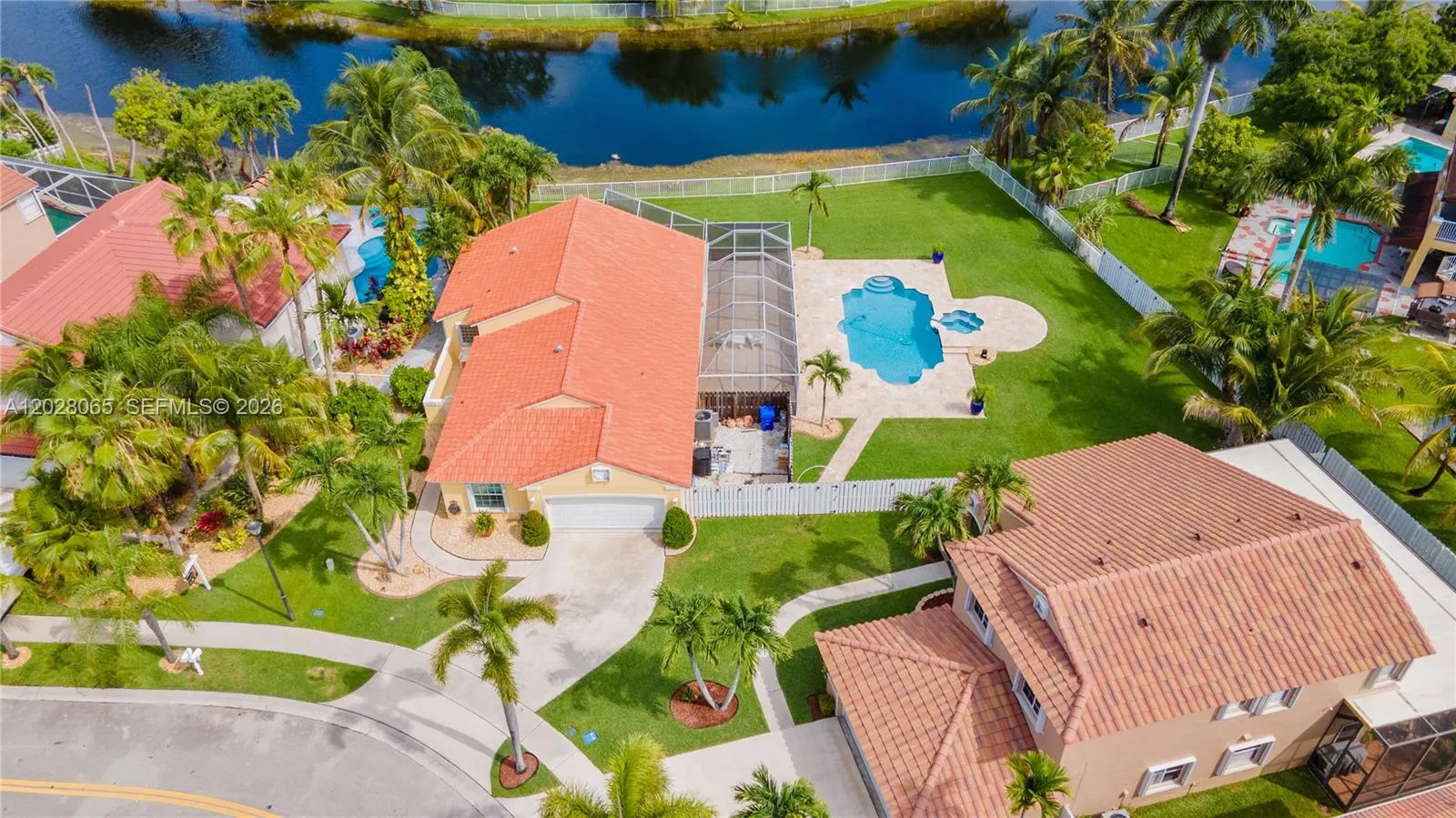 1090 NW 192nd Ave, Pembroke Pines FL 33029