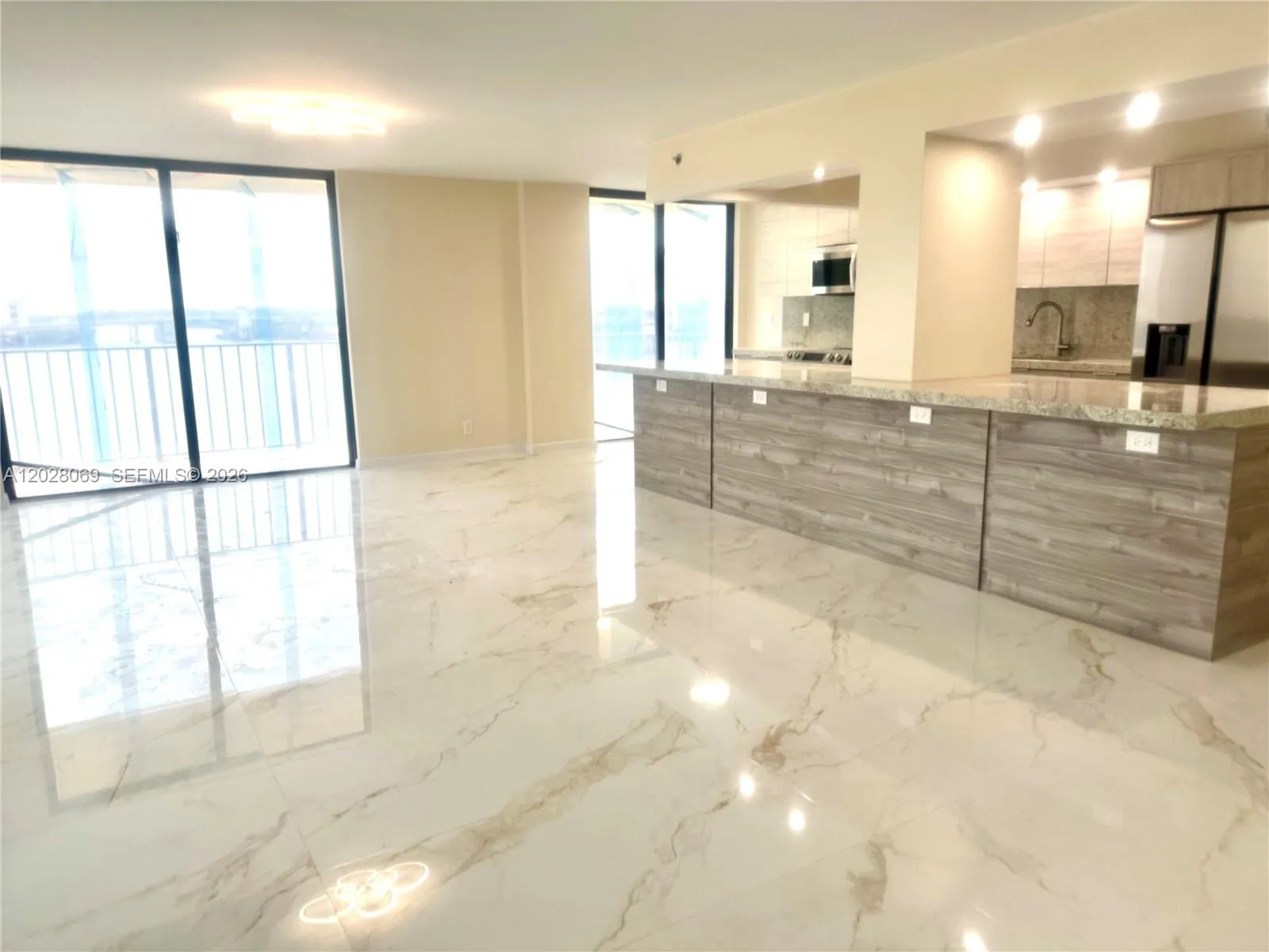 290 174th St # 619, Sunny Isles Beach FL 33160