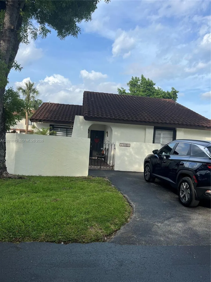 11323 SW 133rd Pl # 11323, Miami FL 33186