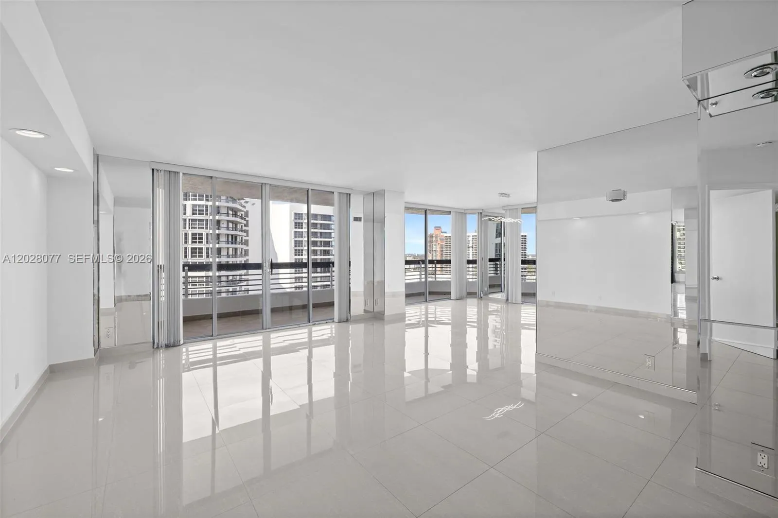 19195 NE 36th Ct # 2705, Aventura FL 33180