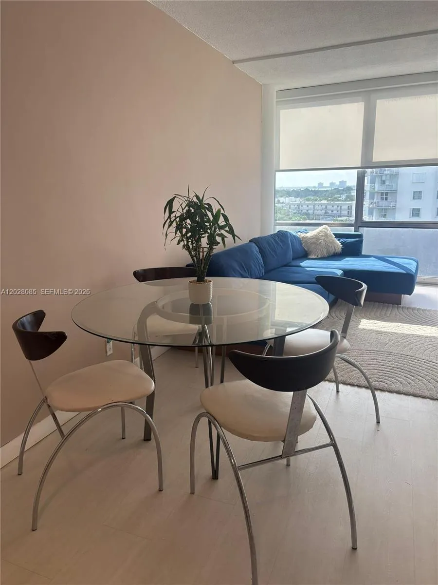 900 Bay Dr # 811, Miami Beach FL 33141