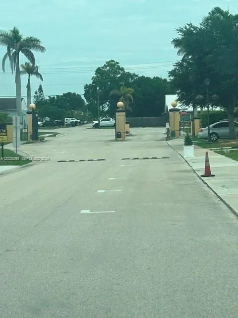 1497 Las Villas Blvd, Sebring FL 33870